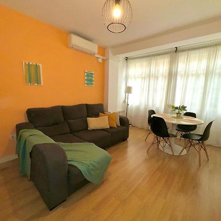 Holidays2Malaga 2 Bedroom Armengual De La Mota Close Shopping Center Dış mekan fotoğraf