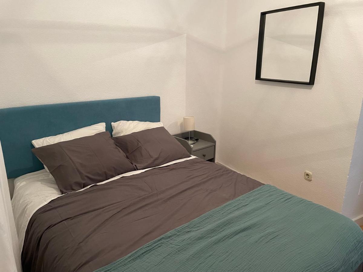 Holidays2Malaga 2 Bedroom Armengual De La Mota Close Shopping Center Dış mekan fotoğraf