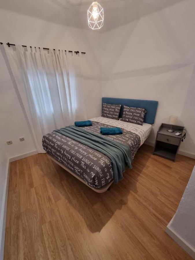 Holidays2Malaga 2 Bedroom Armengual De La Mota Close Shopping Center Dış mekan fotoğraf