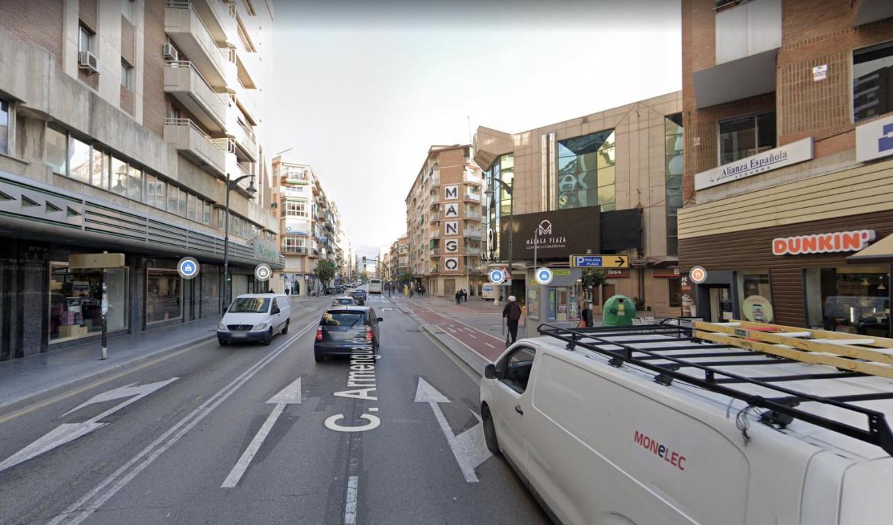 Holidays2Malaga 2 Bedroom Armengual De La Mota Close Shopping Center Dış mekan fotoğraf